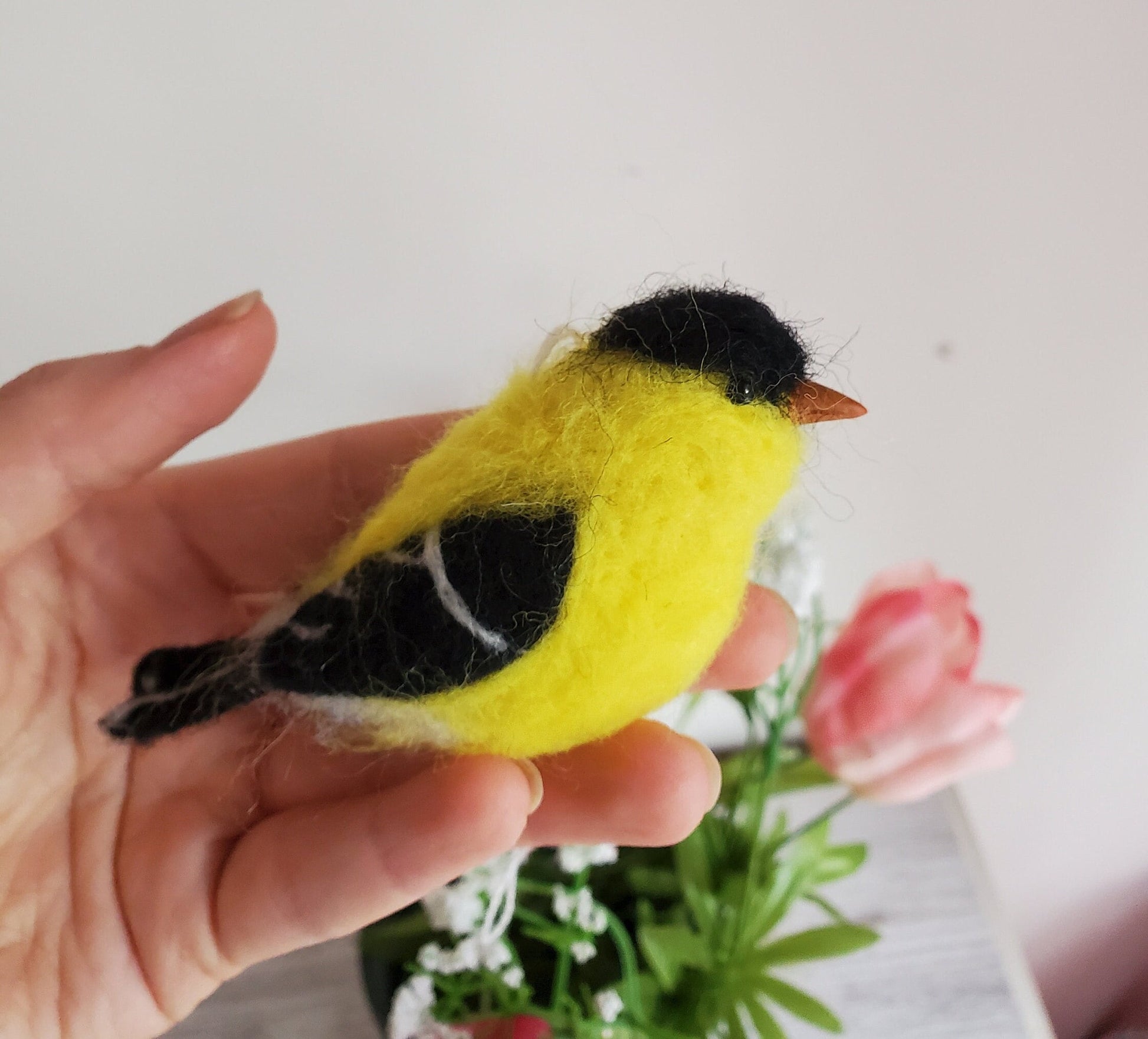 Needle felted goldfinch Christmad ornament.realistic. needle felted birds, felted birds decorations