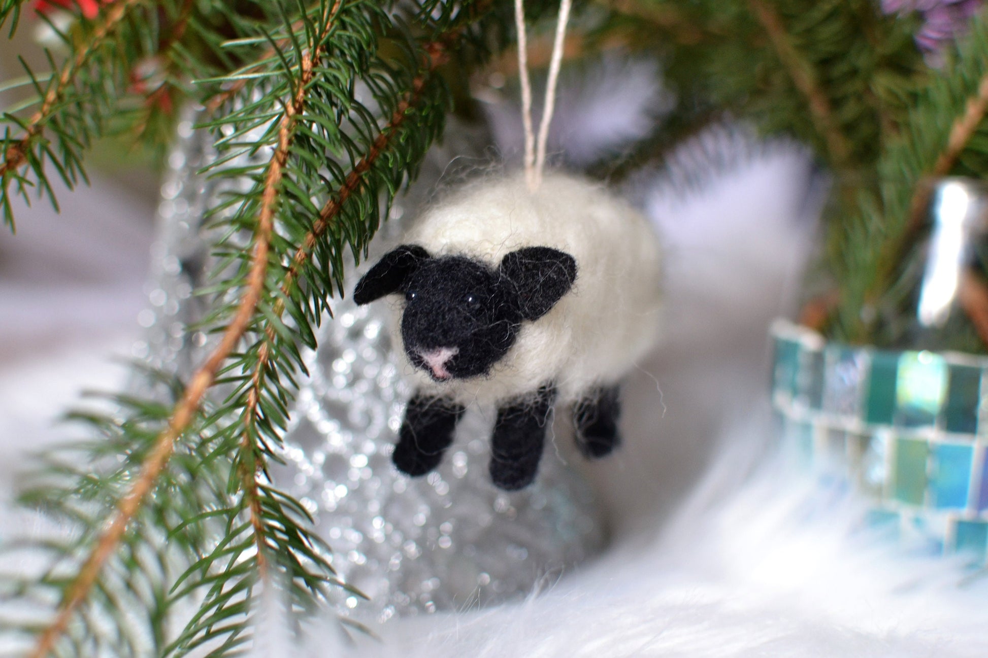 Needle felted sheep ornament Christmas decor. Sheep toy. Needle felted Animal. Wooland animals. Ready to ship.