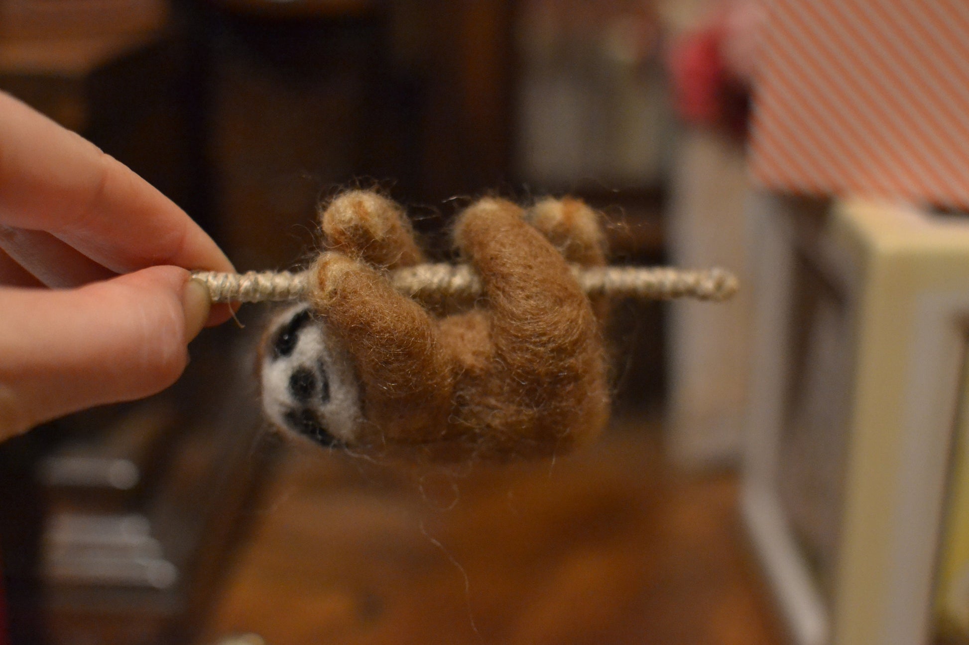 Needle felted sloth christmas ornamend. Wild animal needle felted. Sloth pendant necklace. Wooland animals.