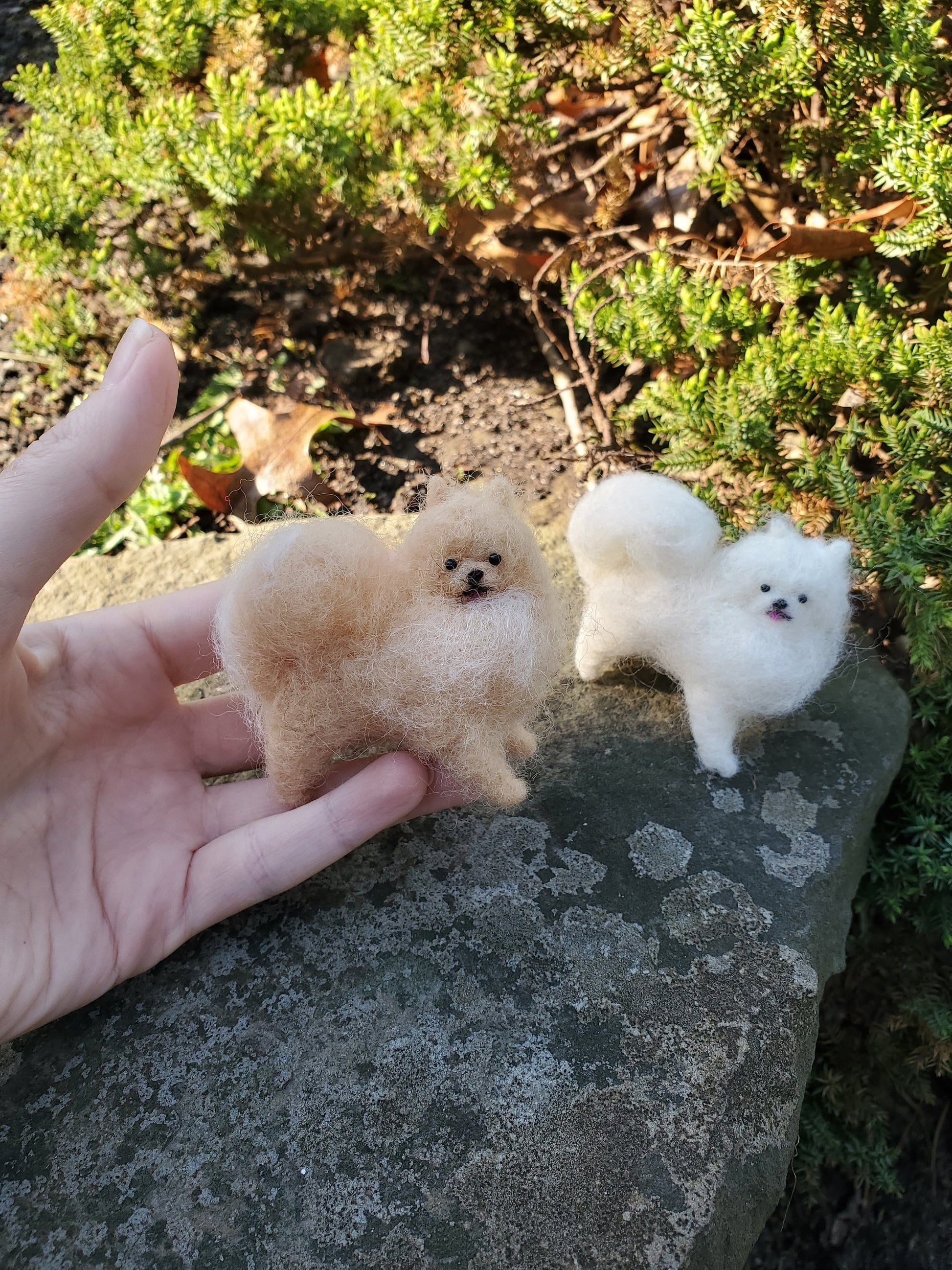 Needle felted dog ornament  dollhouse dog Christmas decor Pomeranian. Wooland animals. Needlefelted animal dog