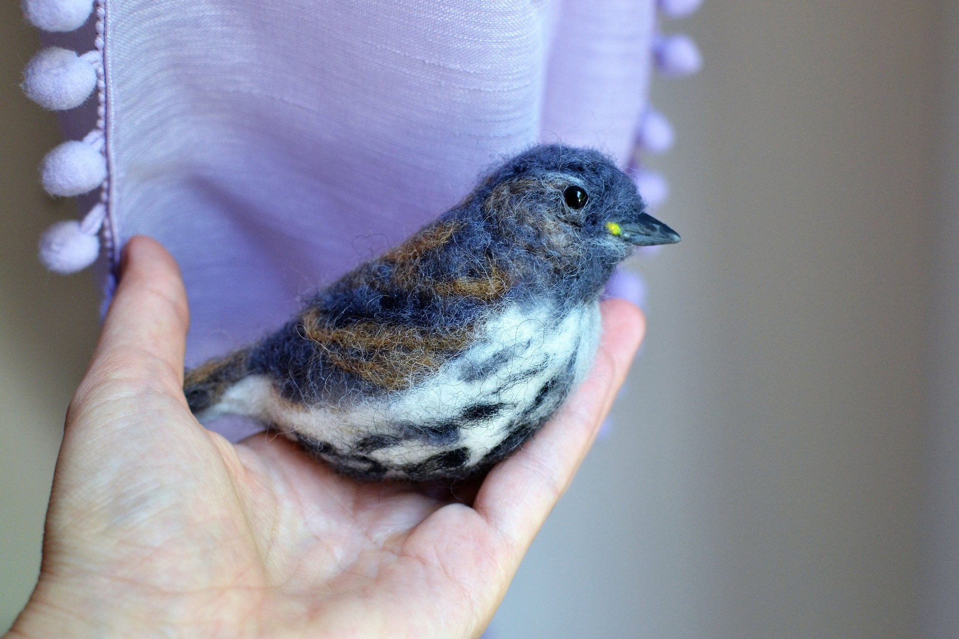 Needle felted house finch. bird finch baby bird.needle felted bird ornament.