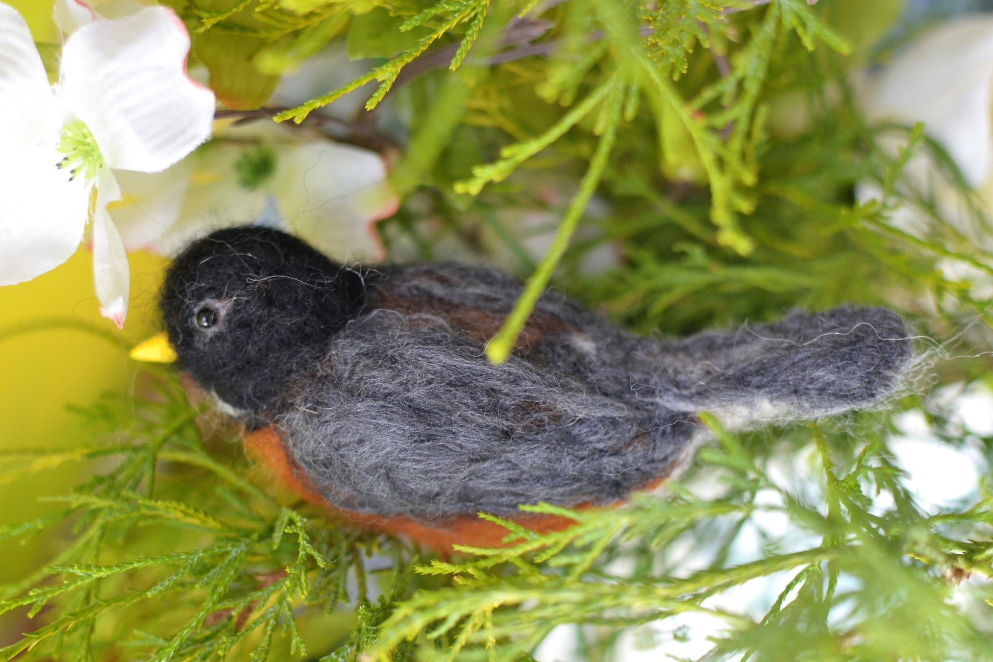 Needle felted birds. Spring birds. American robin. Birds home decor. Needle felted animals. Birds ornament. Christmas ornament.
