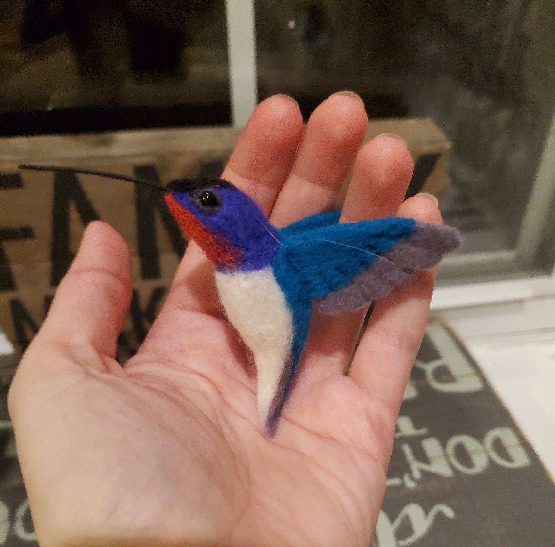 Needle felted Hummingbird. Needle felted birds.Needle felted animals.Needle felted bird decoration.Christmas ornament bird.