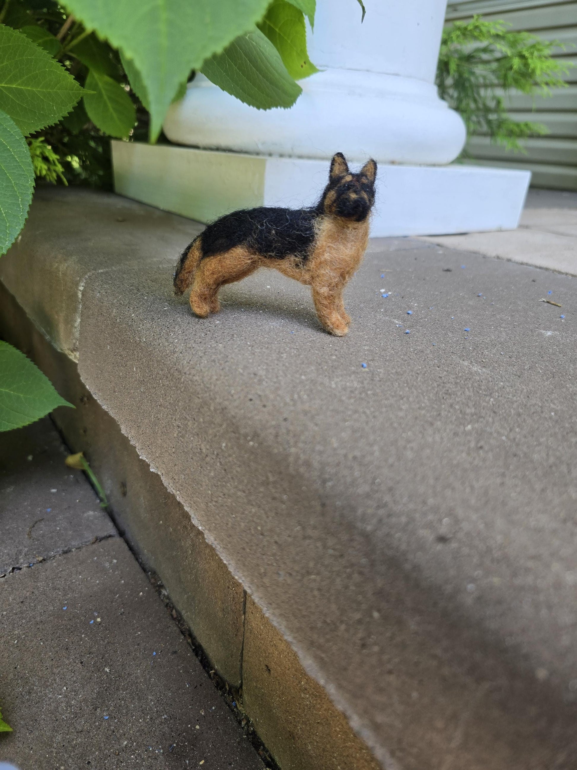 German sheperd, custom dog miniature. felted dogs, wool dog gift. Christmas ornament dog.
