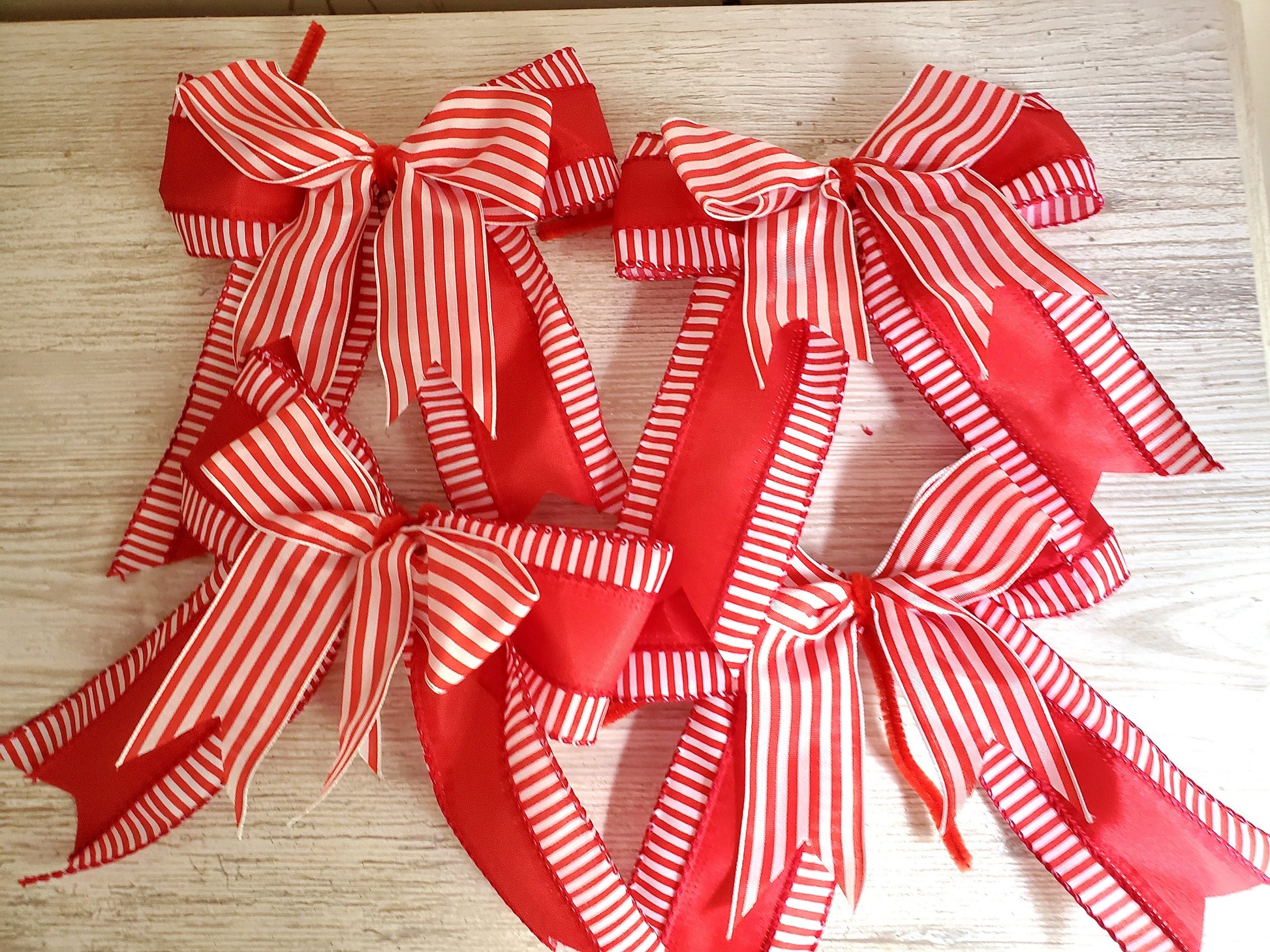 Christmas tree paper mint bows set of 7. Candy Christmas tee bows decorations.Bows for wreath, garlands.