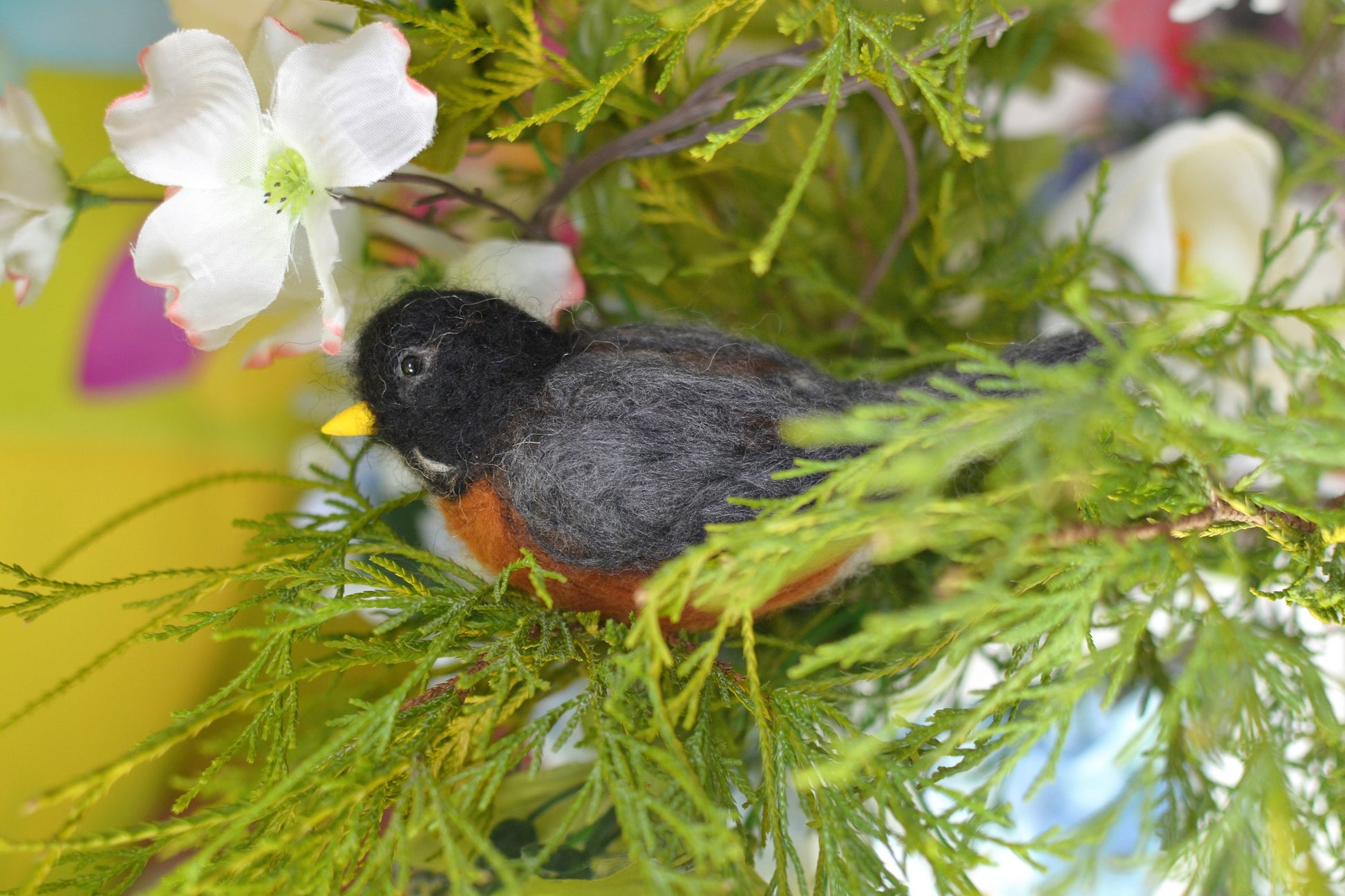 Needle felted birds. Spring birds. American robin. Birds home decor. Needle felted animals. Birds ornament. Christmas ornament.