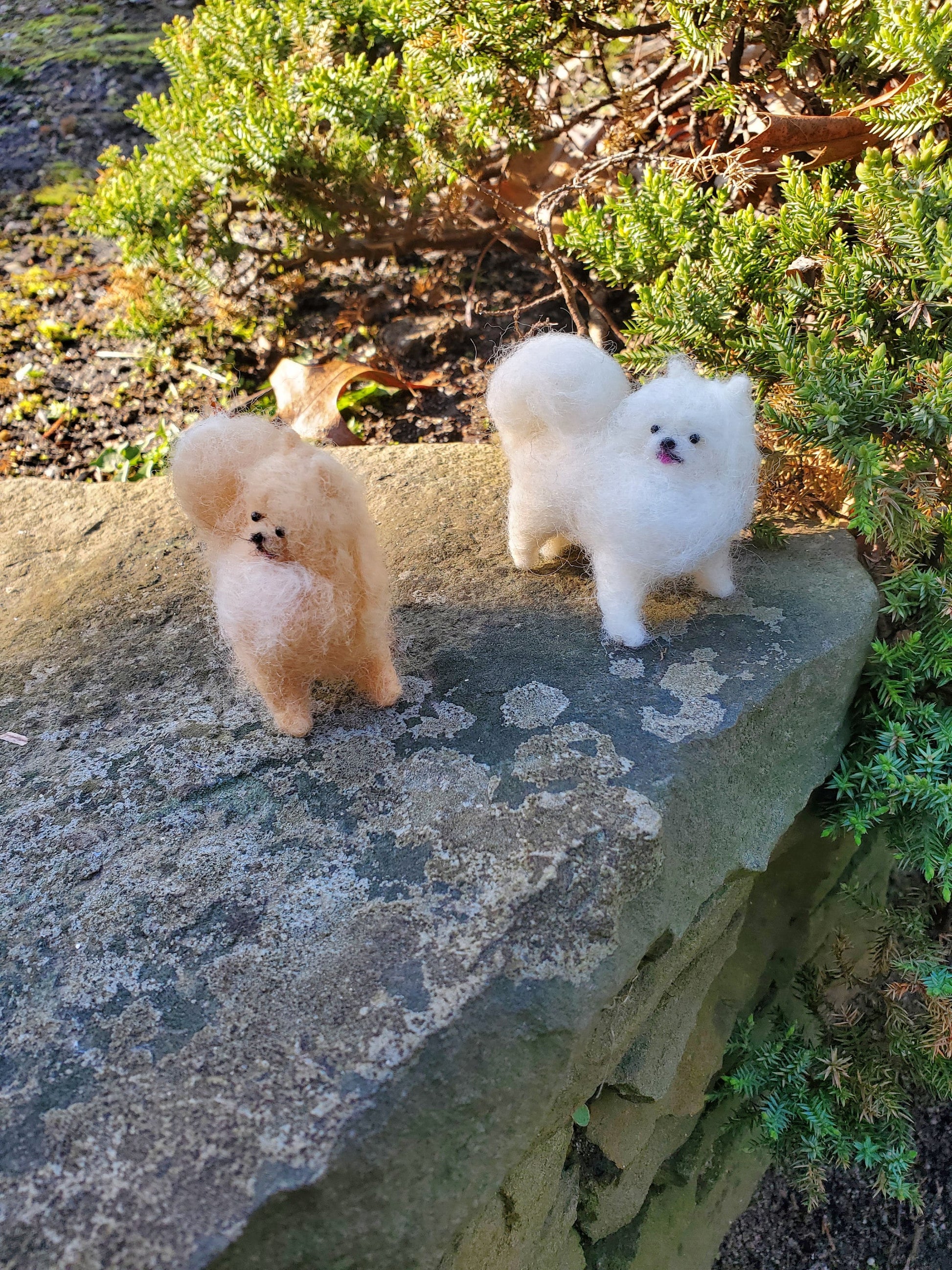 Needle felted dog ornament  dollhouse dog Christmas decor Pomeranian. Wooland animals. Needlefelted animal dog