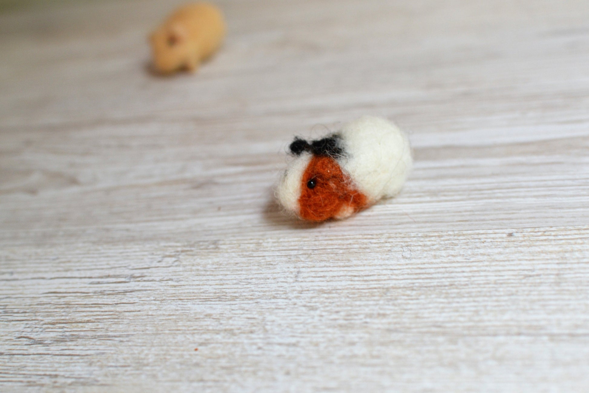 Needle felted  Guinea pig  miniature 1.2inch wool  Guinea pig doll house needle felted animals.needle felted toy.