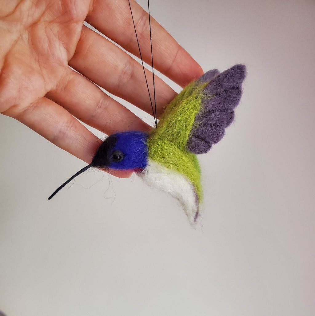 Needle felted Hummingbird. Needle felted birds.Needle felted animals.Needle felted bird decoration.Christmas ornament bird.