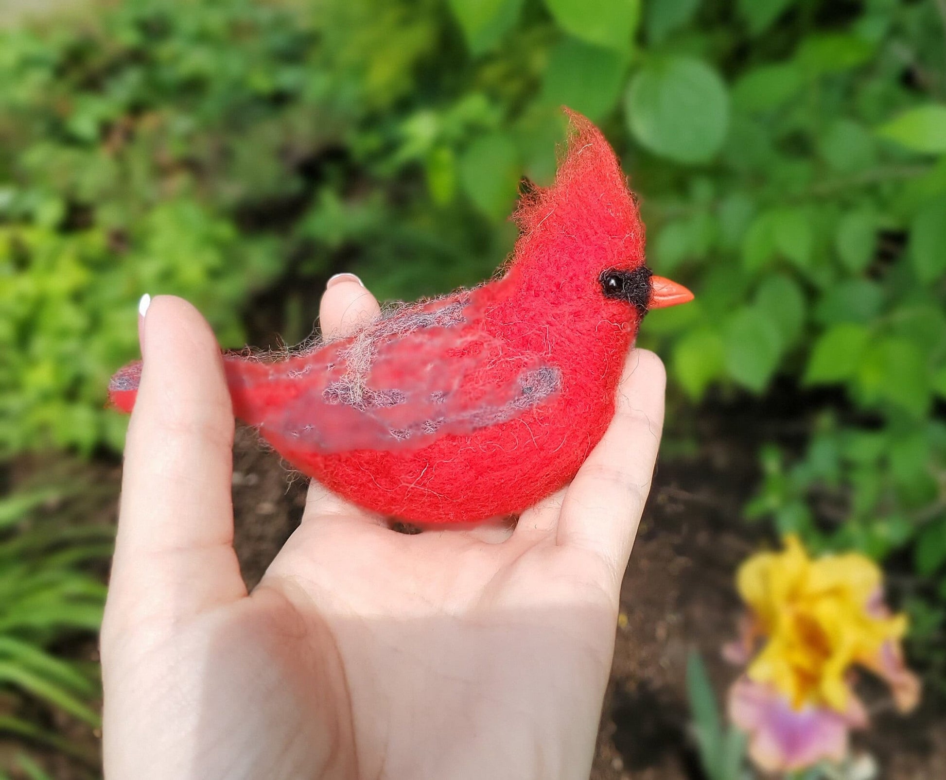 Needle felted birds. Red cardinal. Winter birds Christmas Birds home decor. Needle felted Birds ornament. Needle felted Christmas ornament.